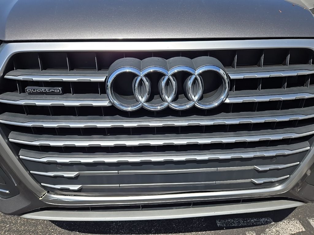 2019 Audi Q7 Premium 13
