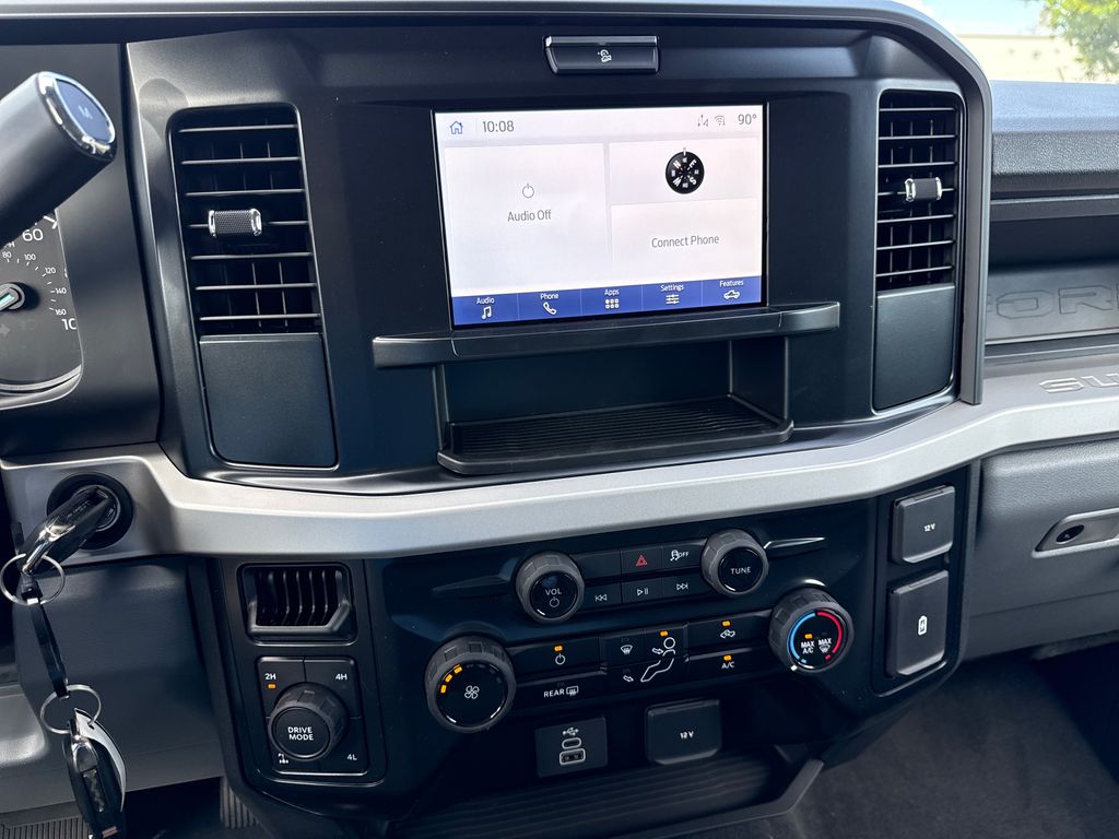 2027 Ford Super Duty F-250 SRW 4X4 Truck