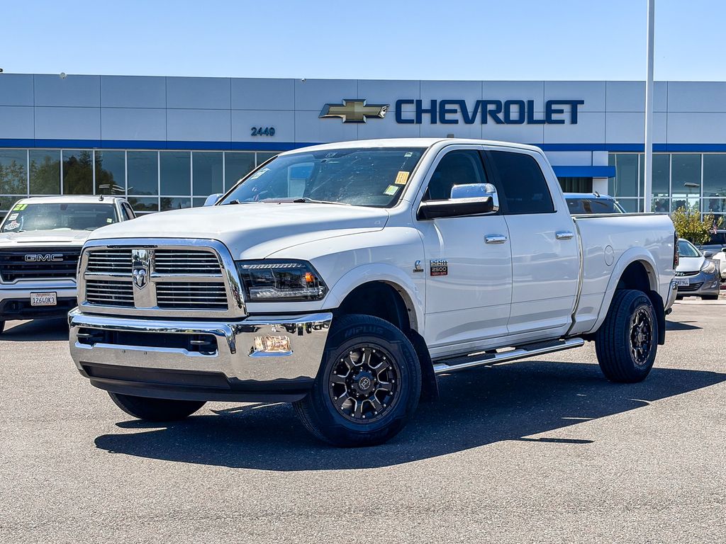 Bright White Clearcoat 2012 RAM 2500 Laramie Crew Cab 4WD Pickup Truck Four-Wheel Drive 6-Speed Automatic