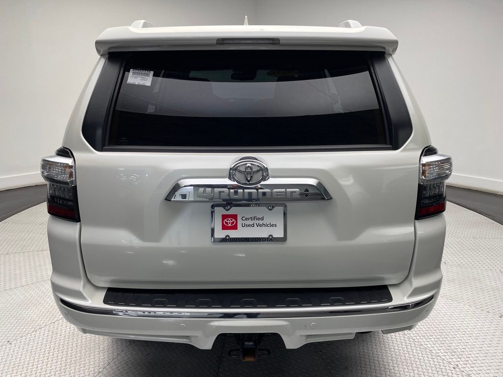 2023 Toyota 4Runner Limited 6