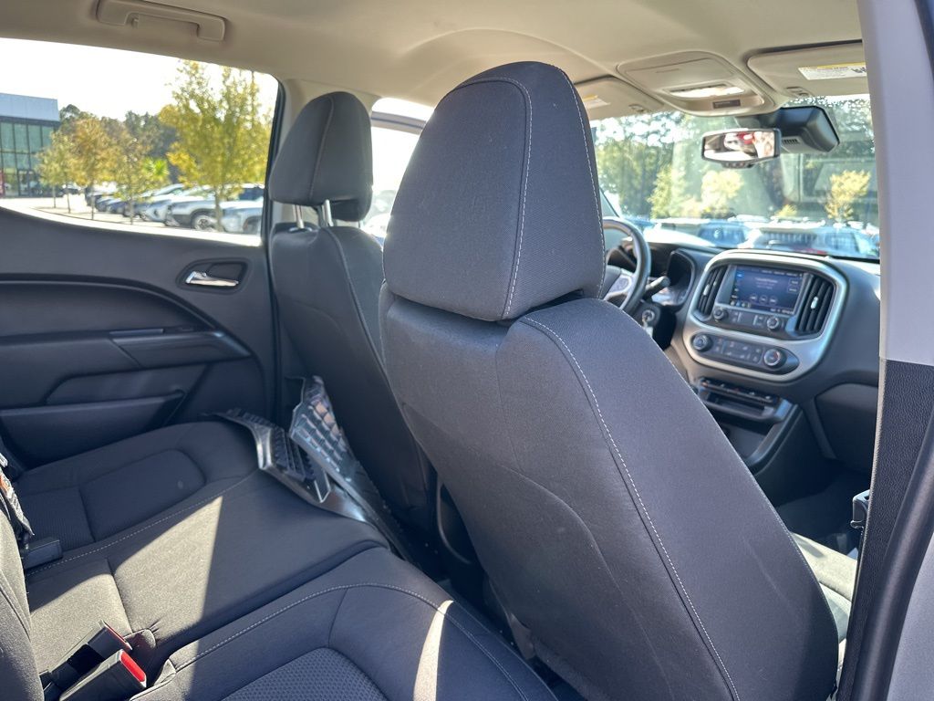 2021 Chevrolet Colorado LT 24