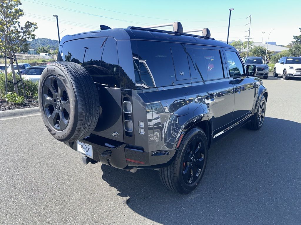 Thumbnail: 2023 Land Rover Defender - 6