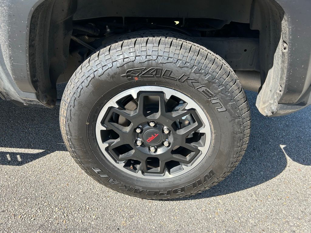 Thumbnail: 2024 Toyota Tacoma - 9