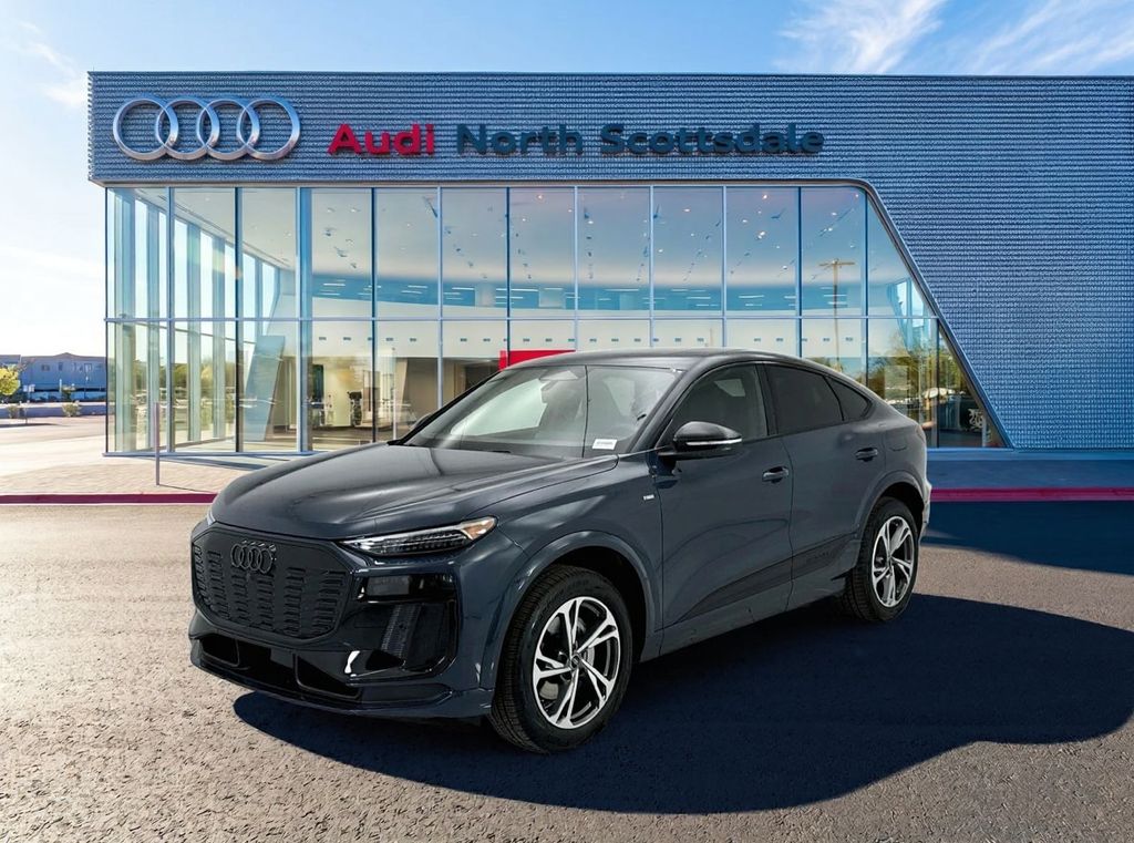 Thumbnail: 2027 Audi Q6 e-tron - 1