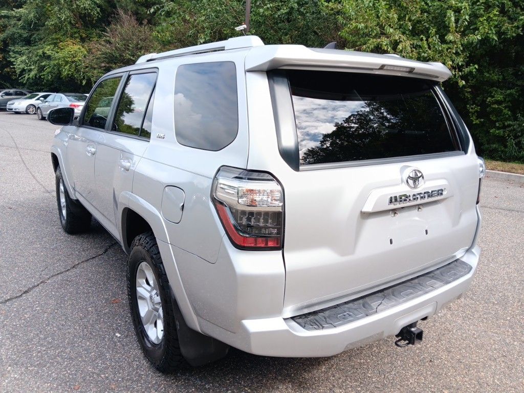 2016 Toyota 4Runner  6