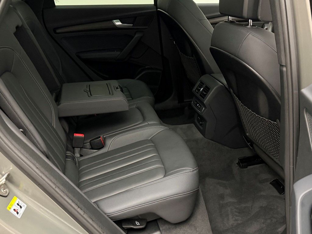 Thumbnail: 2023 Audi Q5 - 22