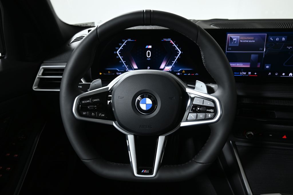 Thumbnail: 2026 BMW 3 Series - 18