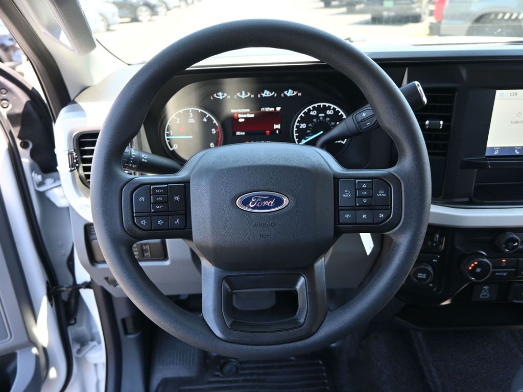 2025 Ford F-450 Super Duty 