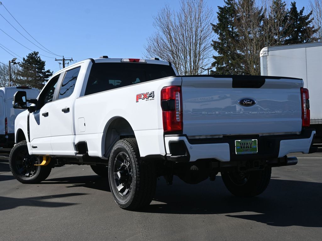2025 Ford F-350 Super Duty XL