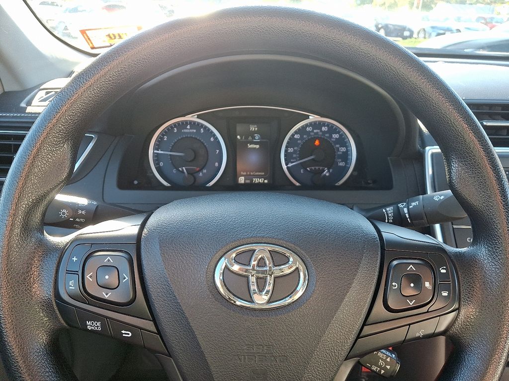 Thumbnail: 2017 Toyota Camry - 19