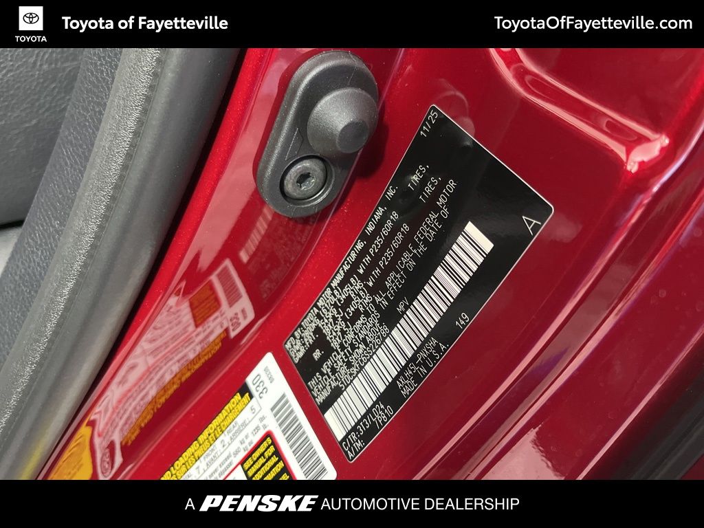 Thumbnail: 2025 Toyota Sienna - 25