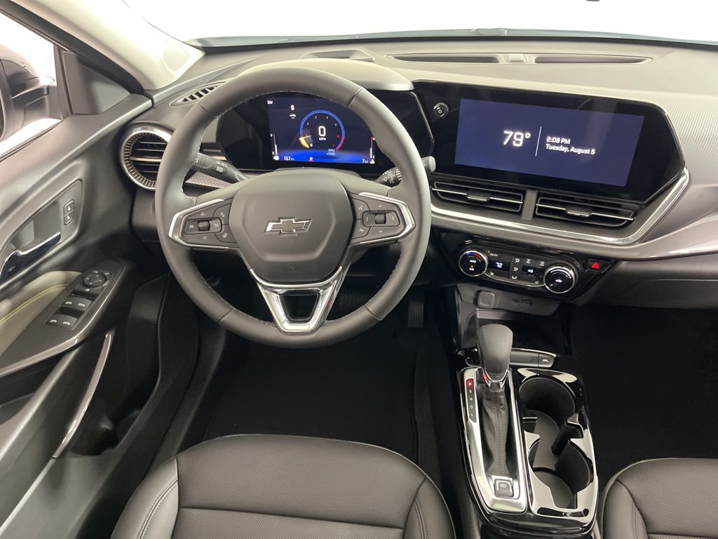 Thumbnail: 2025 Chevrolet Trax - 13