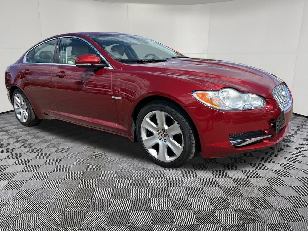 2010 Jaguar XF