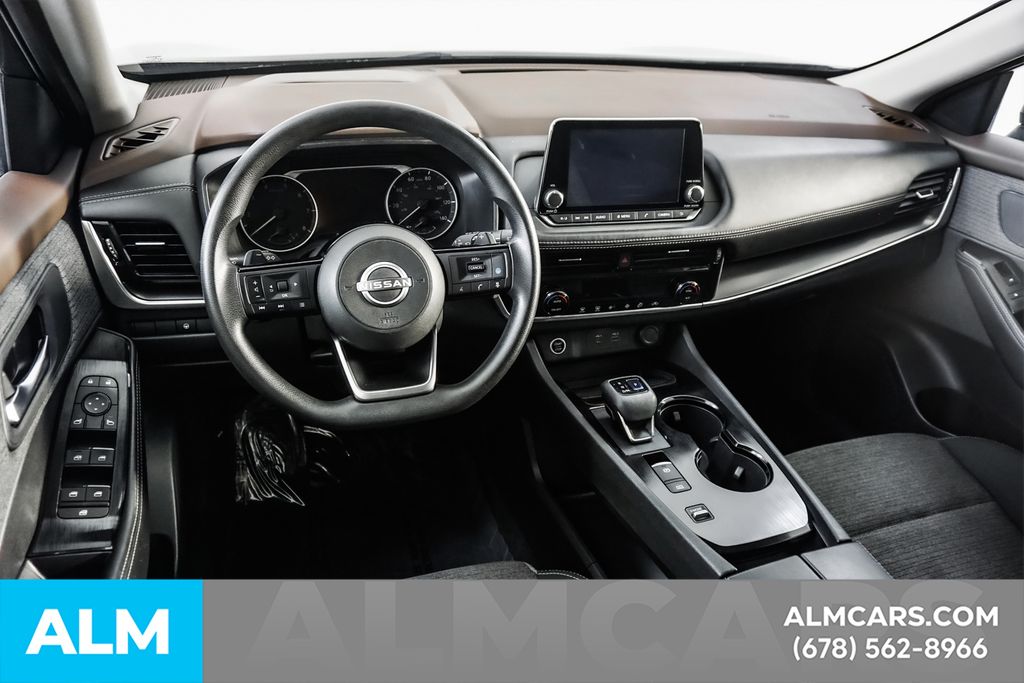 Used 2022 Gray Nissan SV image 23