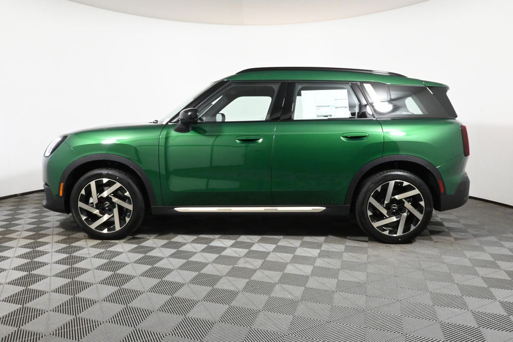 2025 MINI Cooper Countryman Signature 2