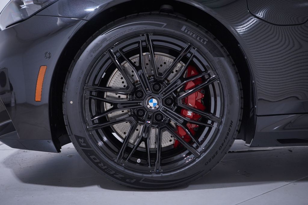 Thumbnail: 2026 BMW M5 - 2