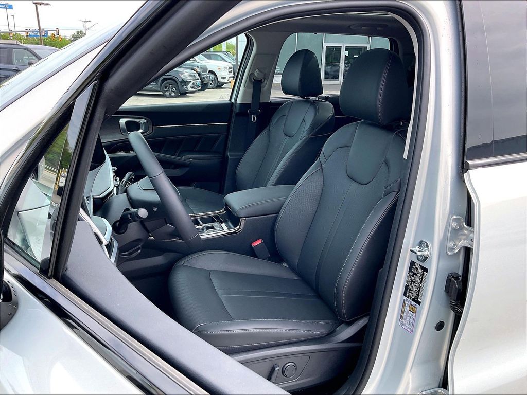 2026 Kia Sorento — photo 11