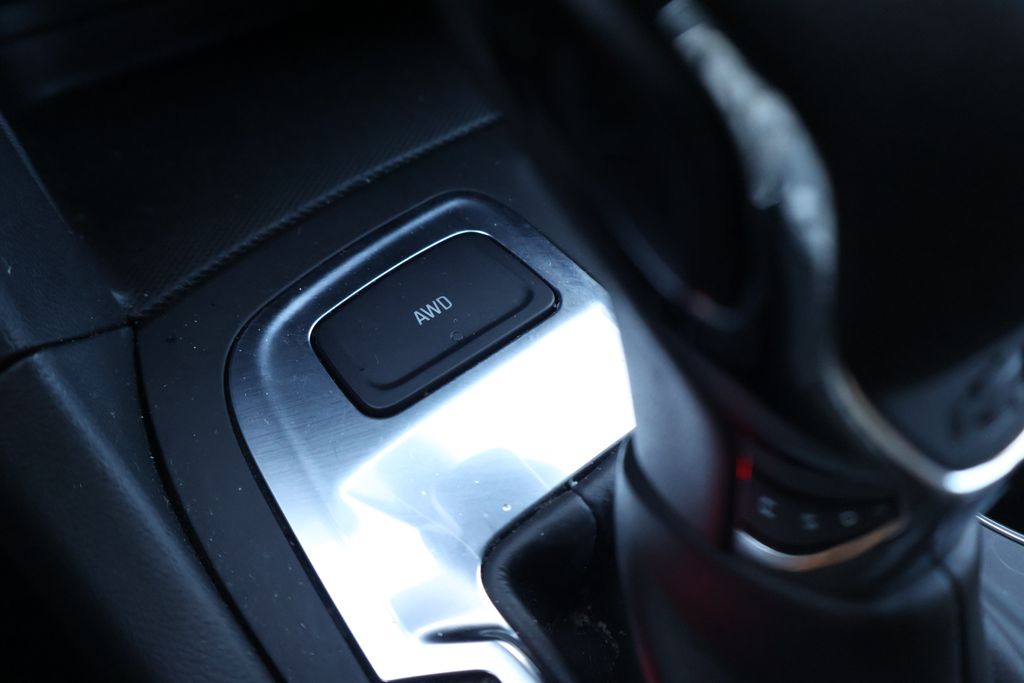 Thumbnail: 2024 Chevrolet Equinox - 28