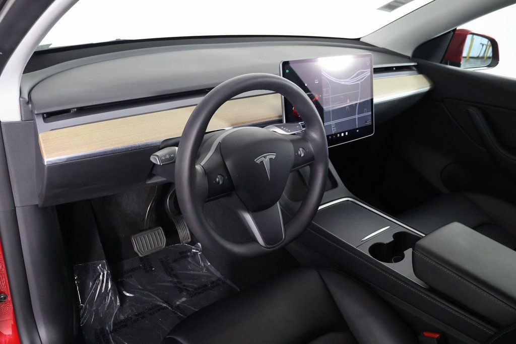 Thumbnail: 2022 Tesla Model Y - 7