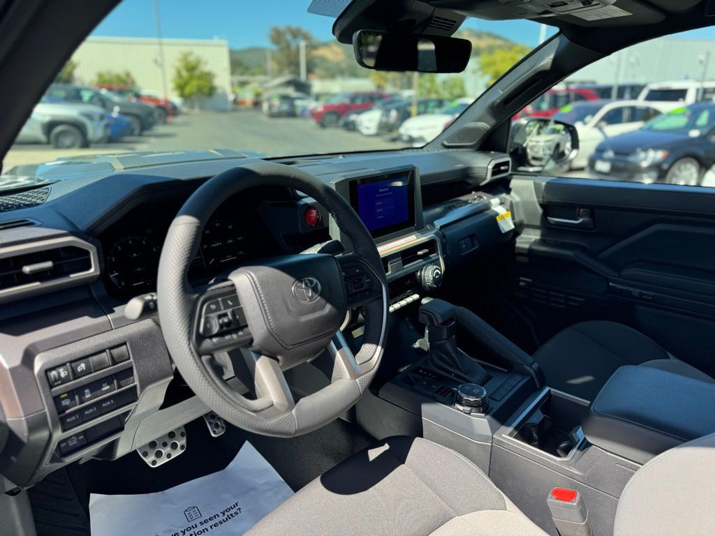 2025 Toyota Tacoma TRD Sport Double Cab photo 3