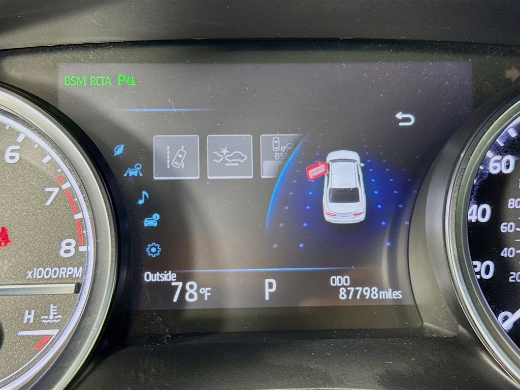 Used Car 2018 Toyota Camry  Xle For Sale Under $20,000 In Austin, Texas