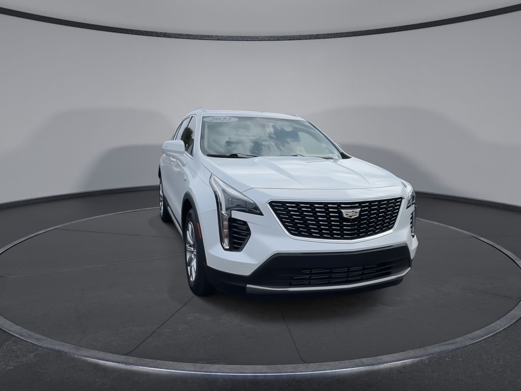 Thumbnail: 2022 Cadillac XT4 - 3