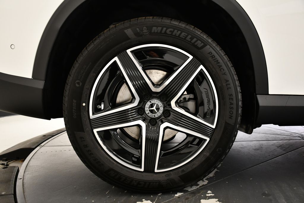 Thumbnail: 2026 Mercedes-Benz GLC - 15