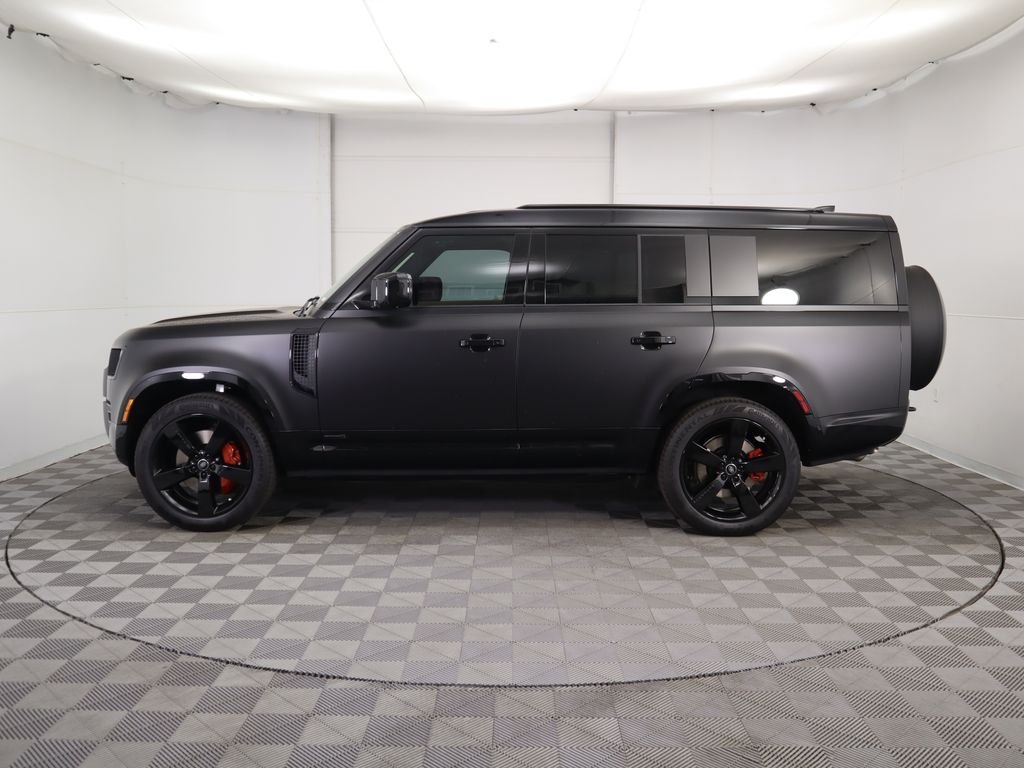 Thumbnail: 2025 Land Rover Defender - 8