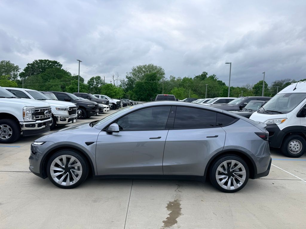 Quicksilver 2026 Tesla Model Y Long Range AWD SUV / Crossover All-Wheel Drive 1-Speed Automatic