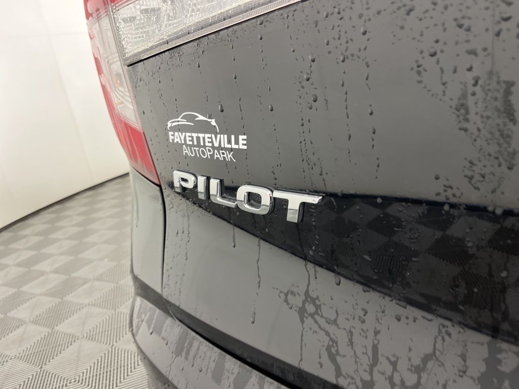 Thumbnail: 2020 Honda Pilot - 3