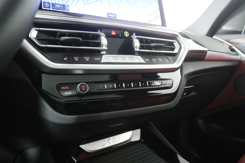 Thumbnail: 2024 BMW X3 - 24