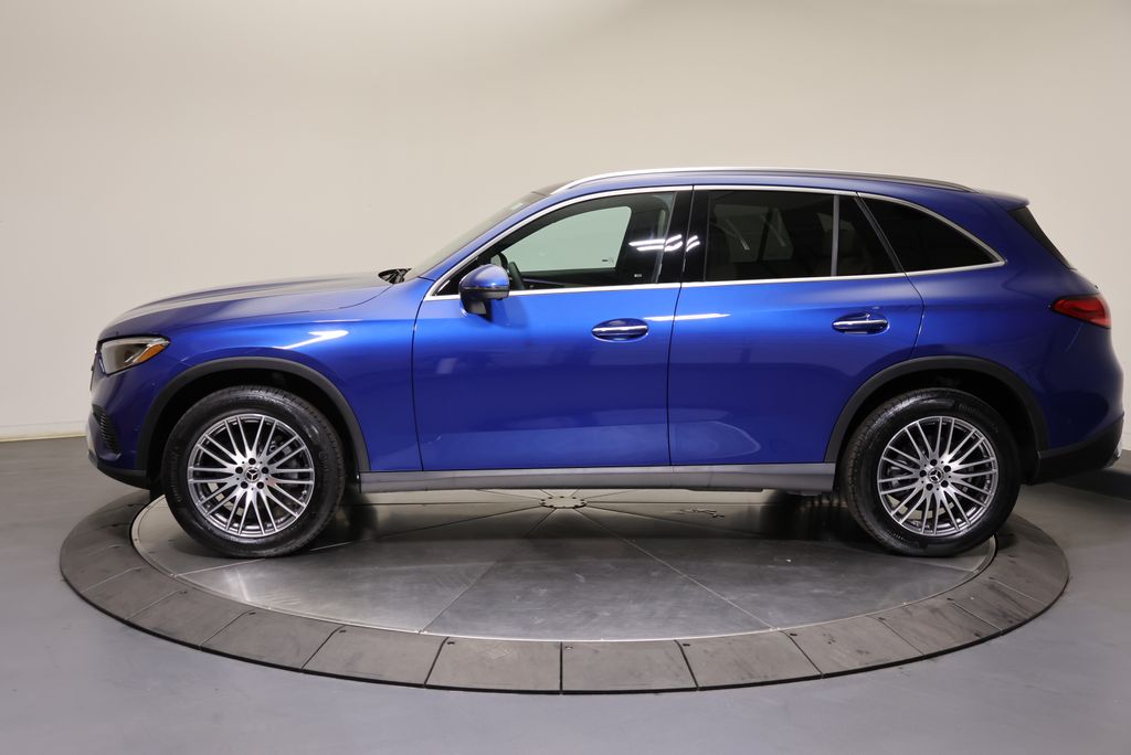 Thumbnail: 2026 Mercedes-Benz GLC - 4