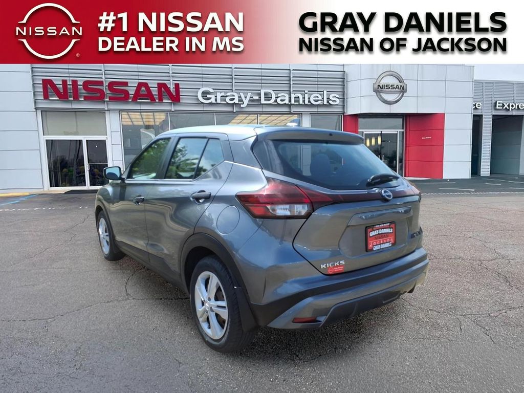 Used 2022 Nissan Kicks SUV