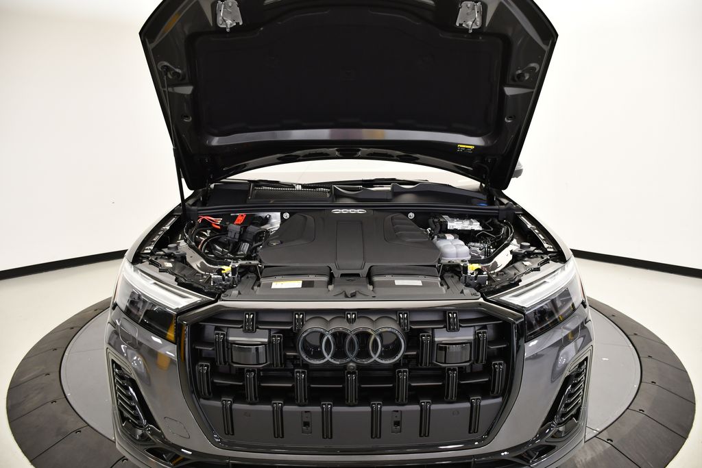 Thumbnail: 2026 Audi Q7 - 12