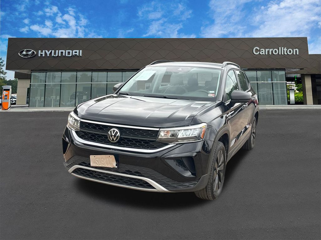 2024 Volkswagen Taos S's photo