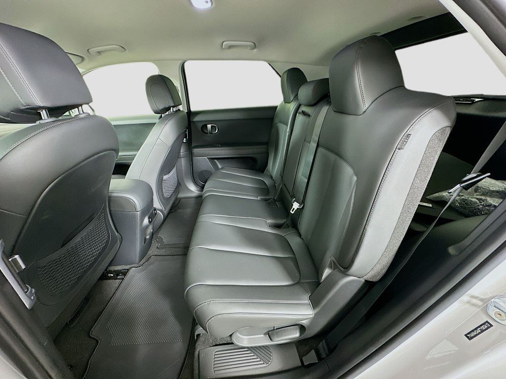 Thumbnail: 2026 Hyundai Ioniq 5 - 17