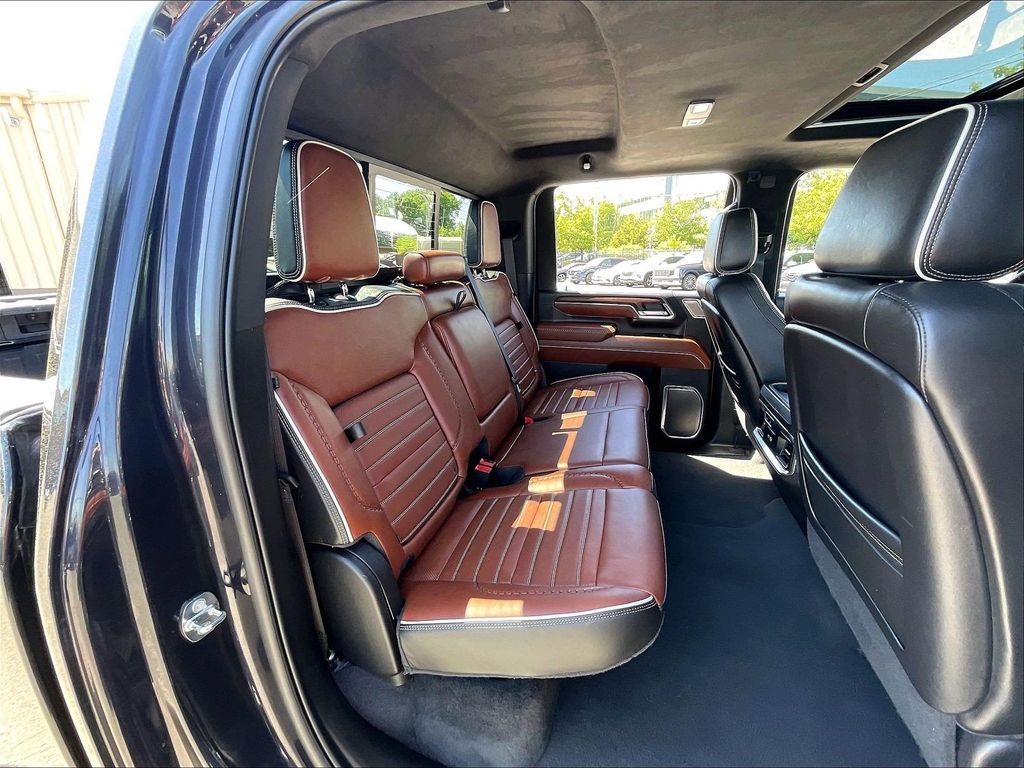 2024 GMC Sierra 2500HD — photo 16