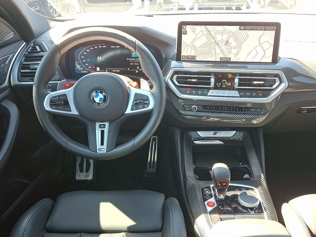 Thumbnail: 2025 BMW X4 - 12