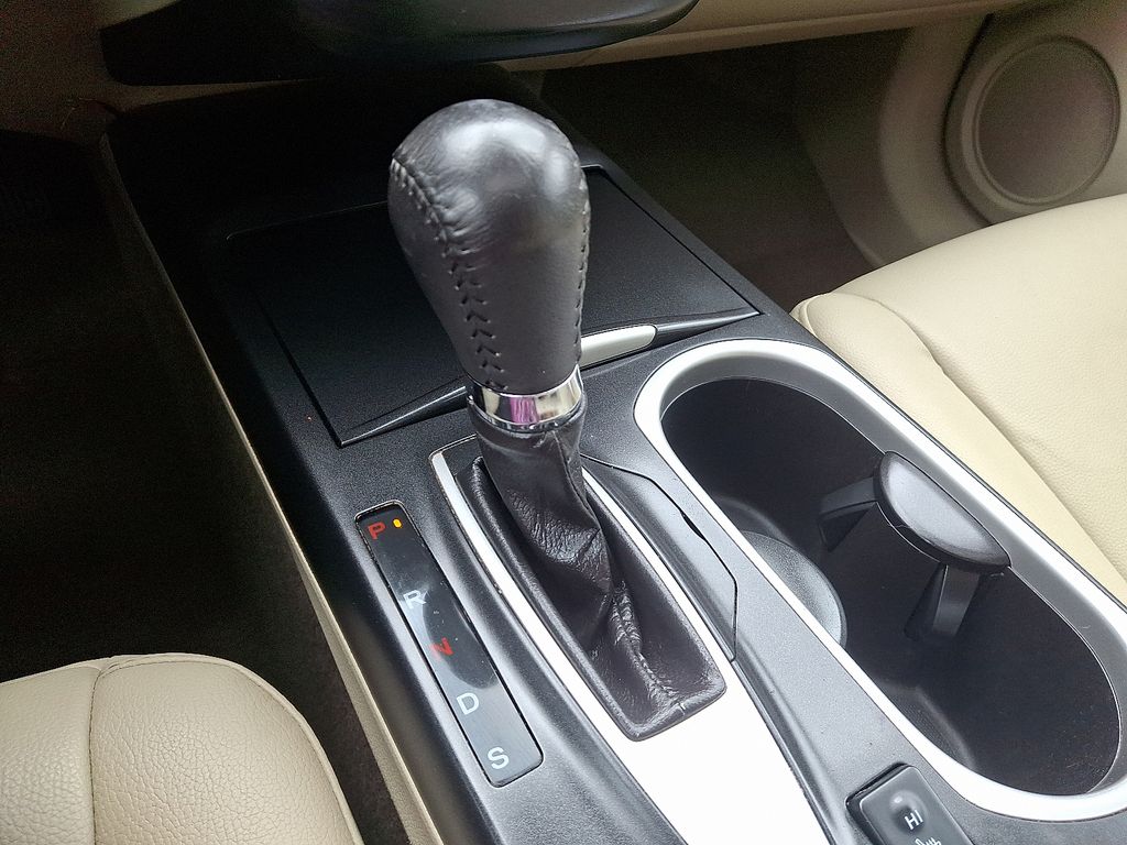 2018 Acura RDX Base 16
