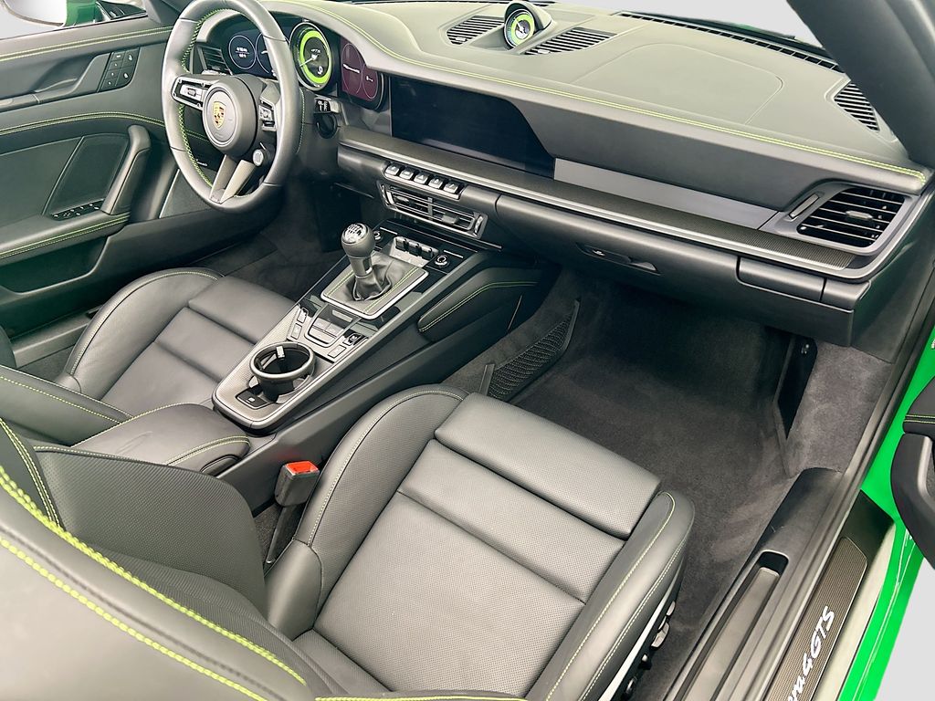 Thumbnail: 2023 Porsche 911 - 19