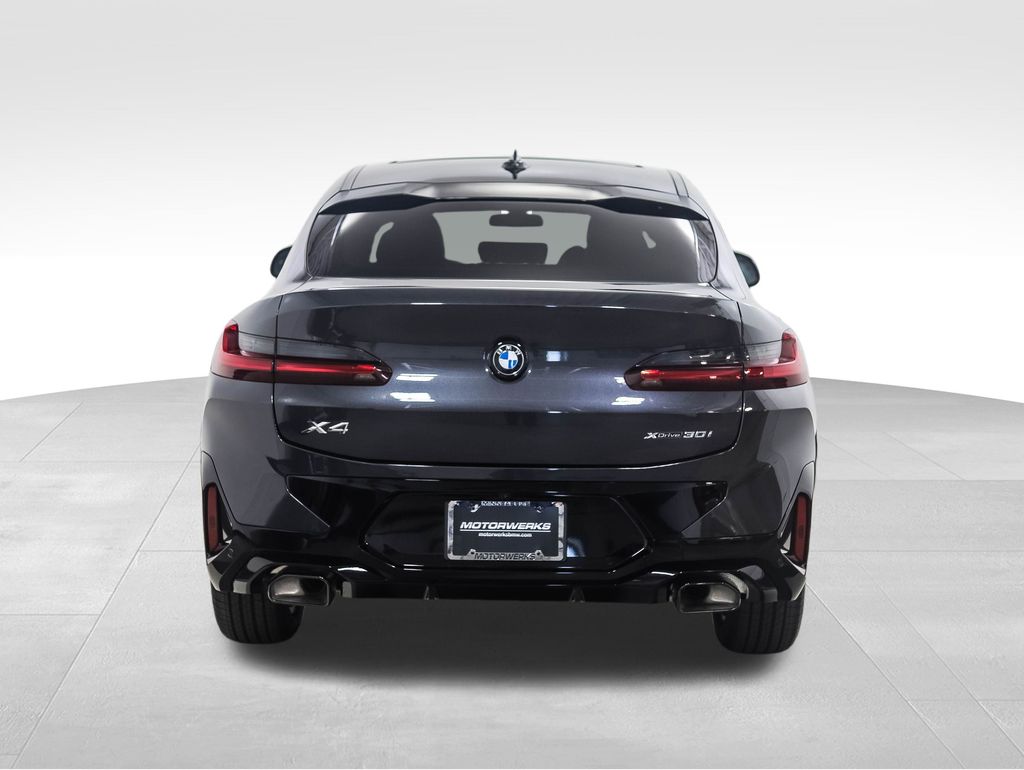 Thumbnail: 2025 BMW X4 - 4