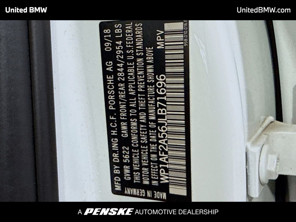 Thumbnail: 2018 Porsche Macan - 15