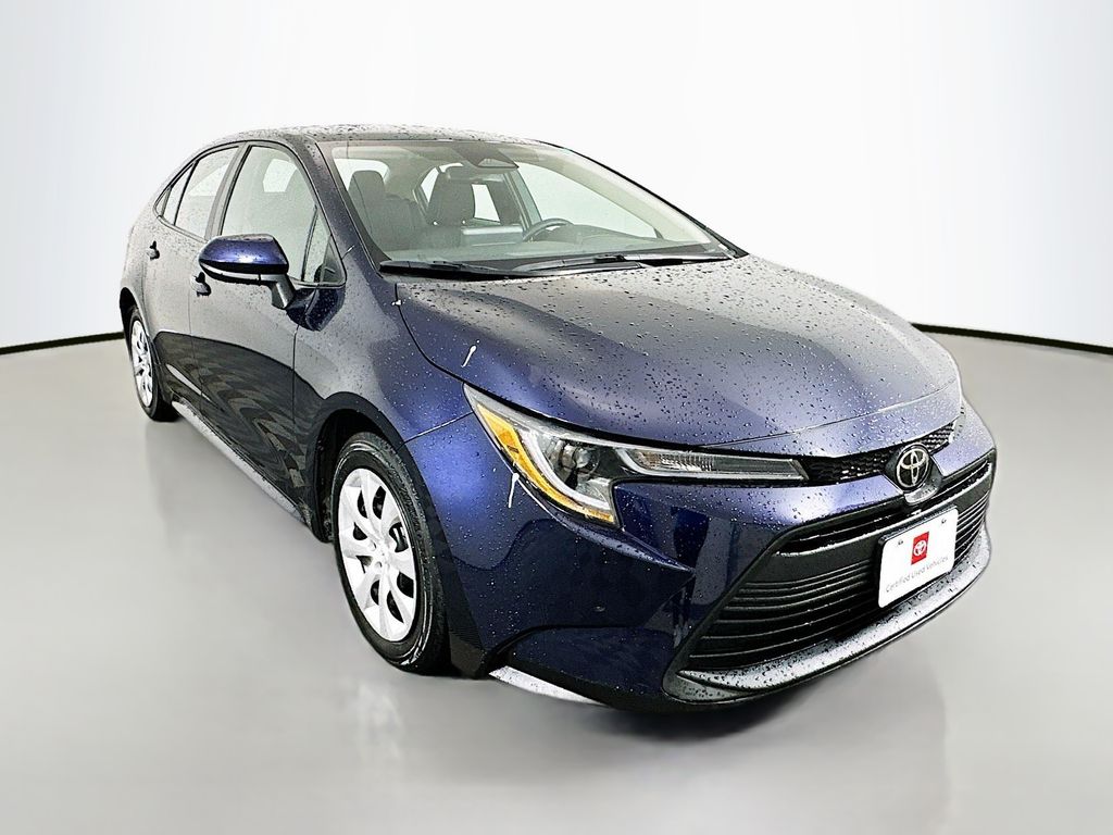 Thumbnail: 2023 Toyota Corolla - 3