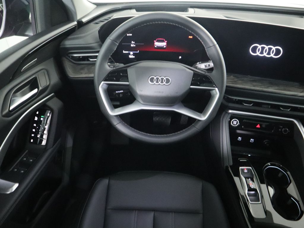 Thumbnail: 2025 Audi Q5 - 11