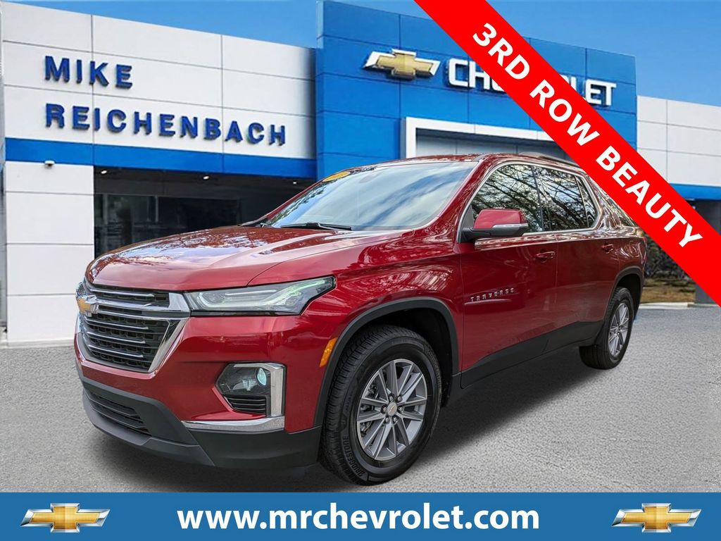 2023 Chevrolet Traverse LT Cloth FWD