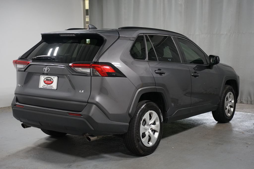 Thumbnail: 2019 Toyota RAV4 - 9