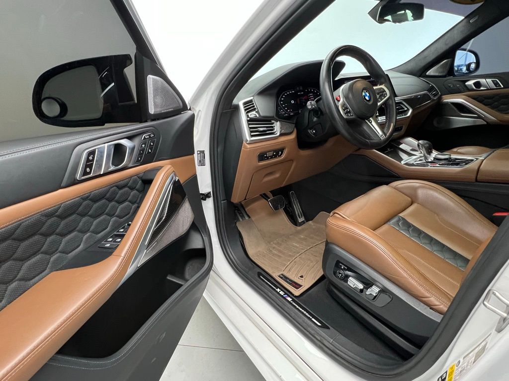Thumbnail: 2022 BMW X6 - 23