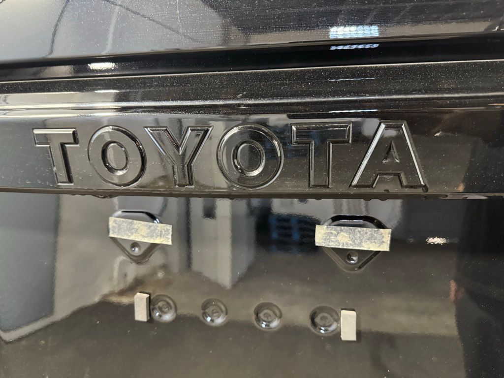 Thumbnail: 2026 Toyota Land Cruiser - 20