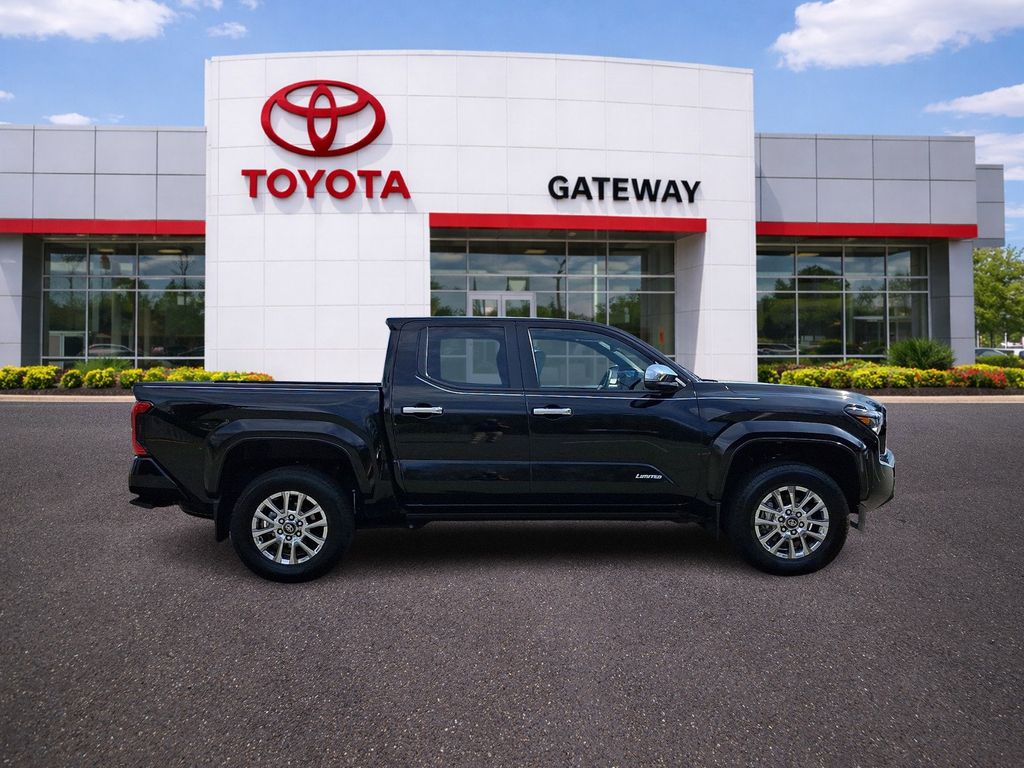 Thumbnail: 2024 Toyota Tacoma - 6