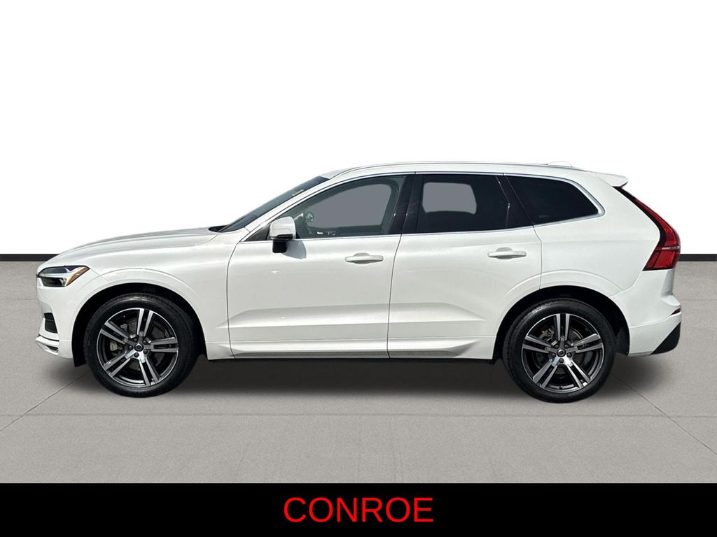 2021 Volvo XC60 T6 Momentum White at Ultimate Motorsports